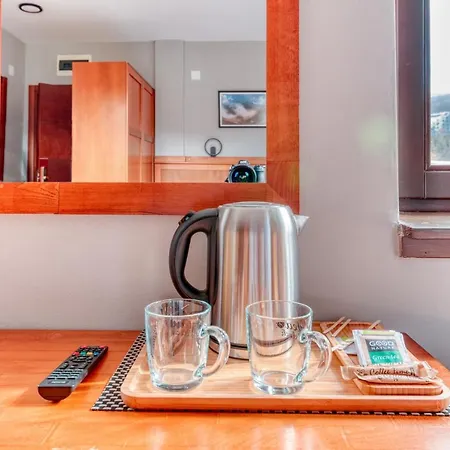 Smrcha, Hotel Mavrovo